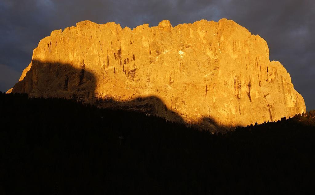 Hotel Meisules Selva di Val Gardena Esterno foto