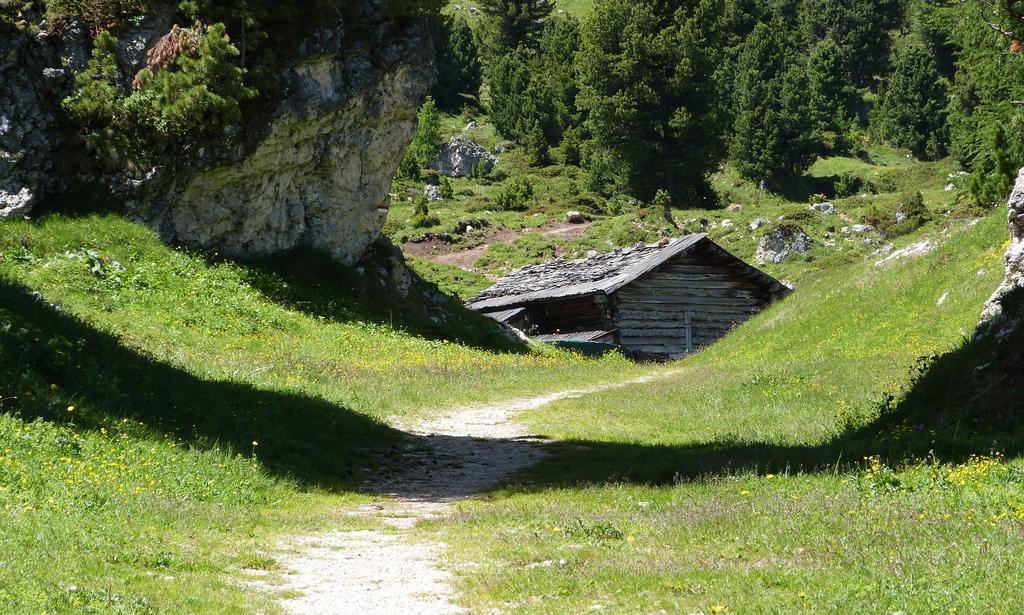 Hotel Meisules Selva di Val Gardena Esterno foto