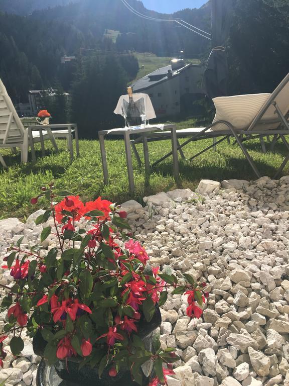 Hotel Meisules Selva di Val Gardena Esterno foto