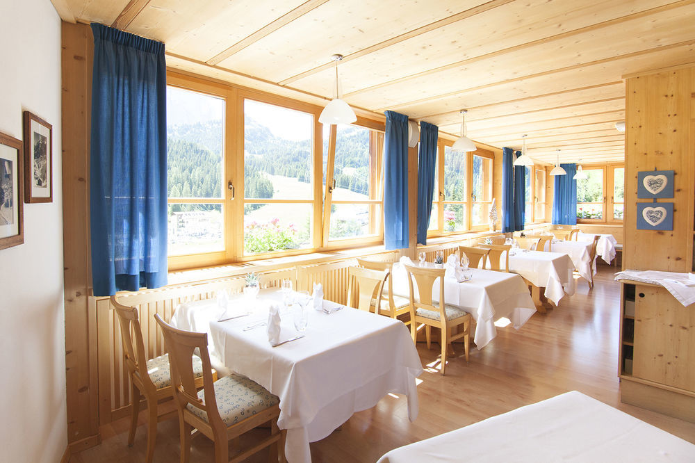 Hotel Meisules Selva di Val Gardena Esterno foto