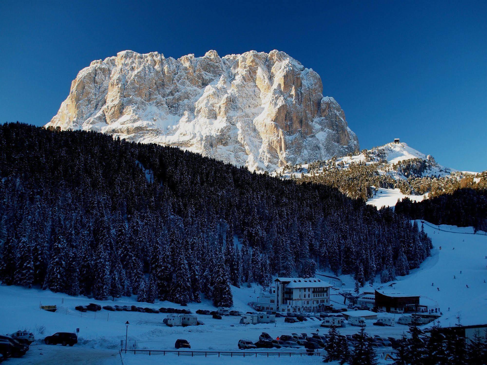 Hotel Meisules Selva di Val Gardena Esterno foto